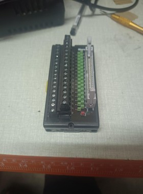 正品三铭Senmun32位输入，输出端子台 D015集成继电