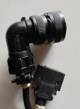 YD28K15TSJ，伺服线八米，两根线号LJXF-0102