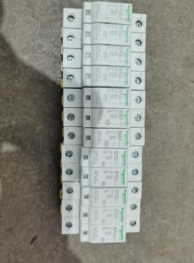 施耐德iST65KA浪涌保护器，适合家庭装修和小区安装，功能