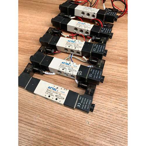 议价ArTac亚德客4电V130Ci-06电磁阀，双头图磁阀实拍