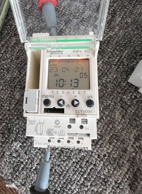 施耐德CCT15721可编程时间控制开关定时器