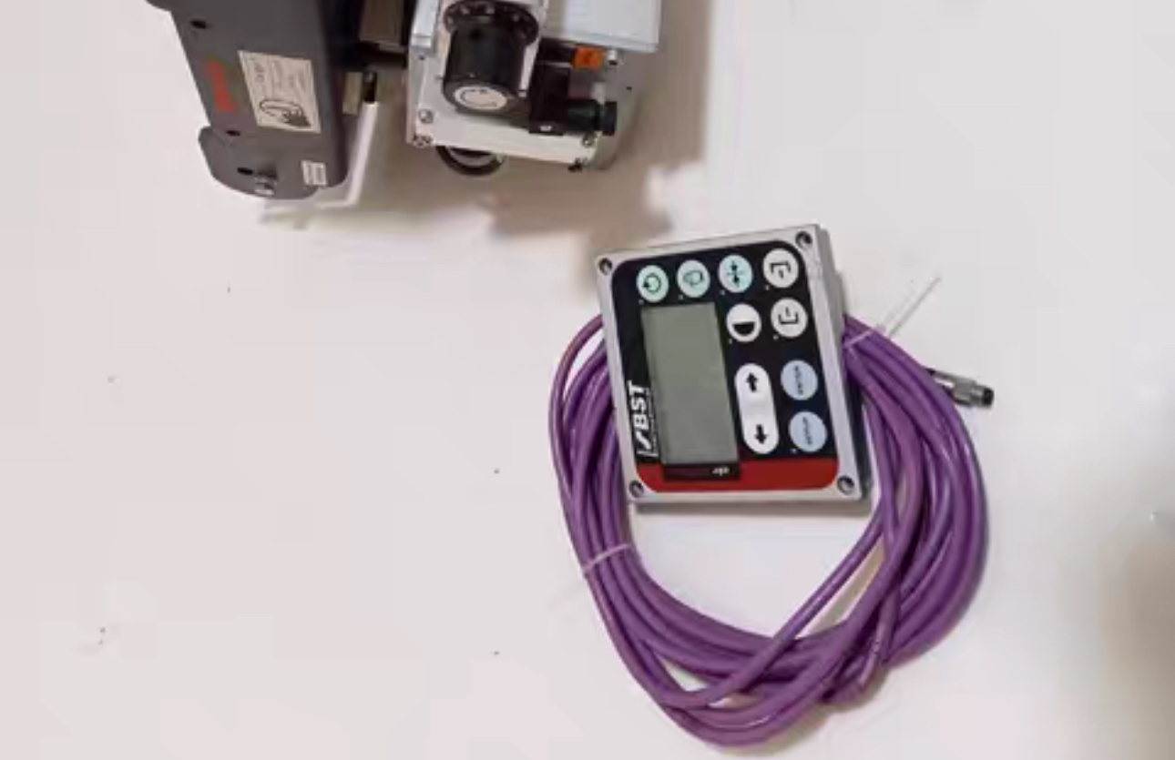 BCC0LPU BCC M418-0000-1A-133-PS0825-050全新传感器屏蔽连接线