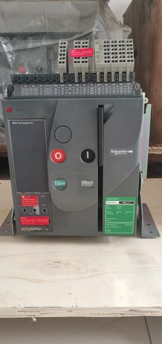 施耐德MVS16N 3P 固定式1600A