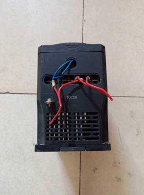 议价Y二手 SUNE变频器CM510-4S1R装5G 1.5KW 220V原A拆机
