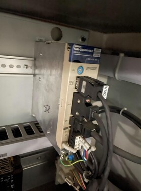 欧姆龙400W伺服电机整套，伺服器R7D-ZN04H-ML2