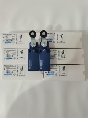 施耐德行程开关XCKN2118G11C XCKN2145P2
