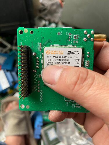 全新电力4G模快拆机下来的高新兴物联ME3630-W 无线数