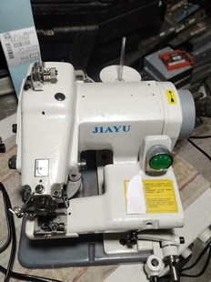實物拍攝 西褲 需要 成色新 配件看圖片 撬邊機 通電正常使用