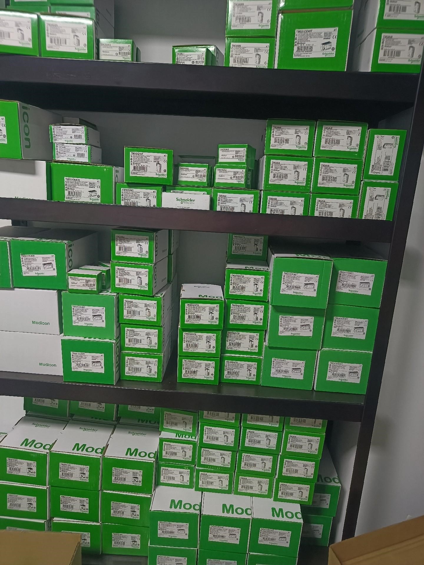 现货施耐德TM3DI16K全新原装正品，到货一点，22年在保