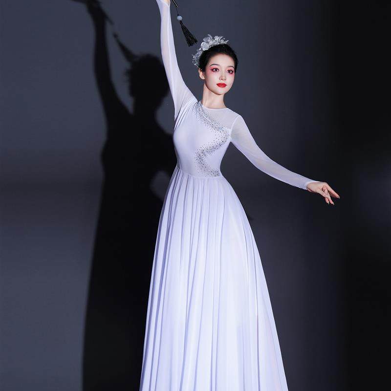 720度开场舞大摆裙演出服女白色歌伴舞万疆中国舞蹈服气质连衣裙,女装/女士精品,民族服装/舞台装,淘宝优惠券,粉丝福利购,淘宝优惠卷