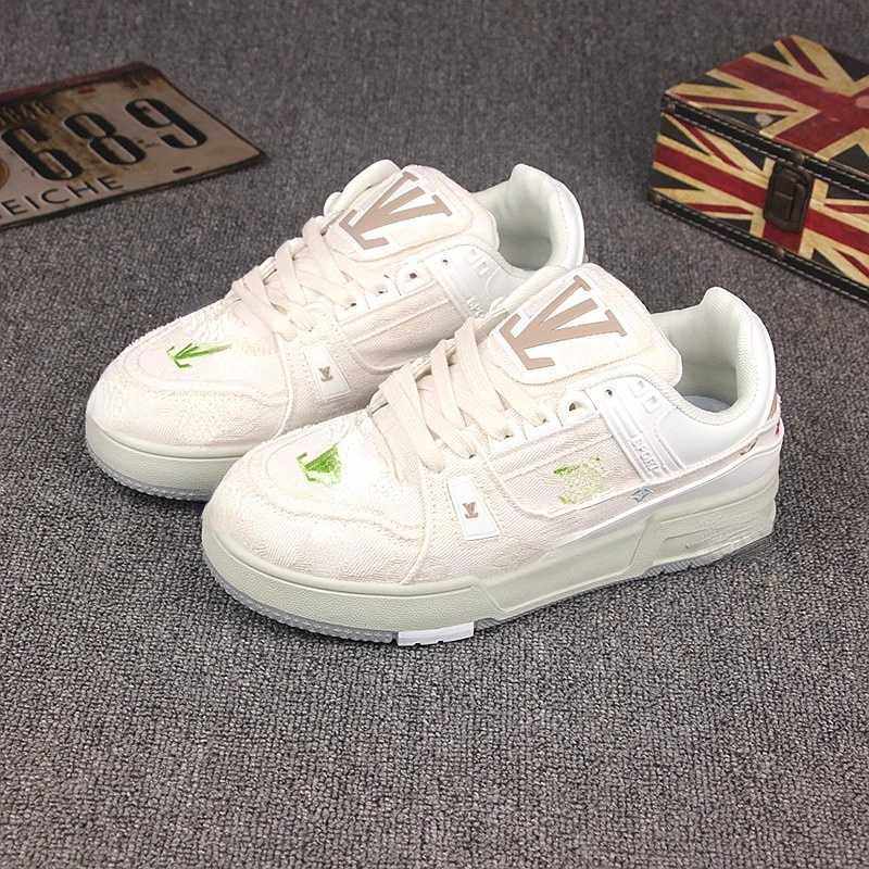 休闲运动潮牌男鞋2025新款刺绣印花运动男女情侣帆布休闲时尚潮流,流行男鞋,休闲板鞋,淘宝优惠券,粉丝福利购,淘宝优惠卷