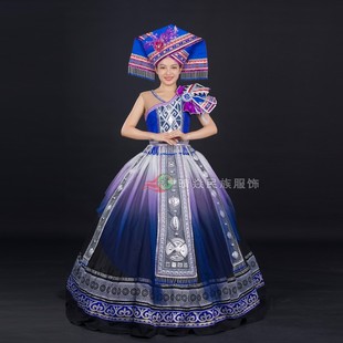 晴焱定制壮族特色民族风蓝色刺绣大裙摆盛装女装独唱走秀表演服饰