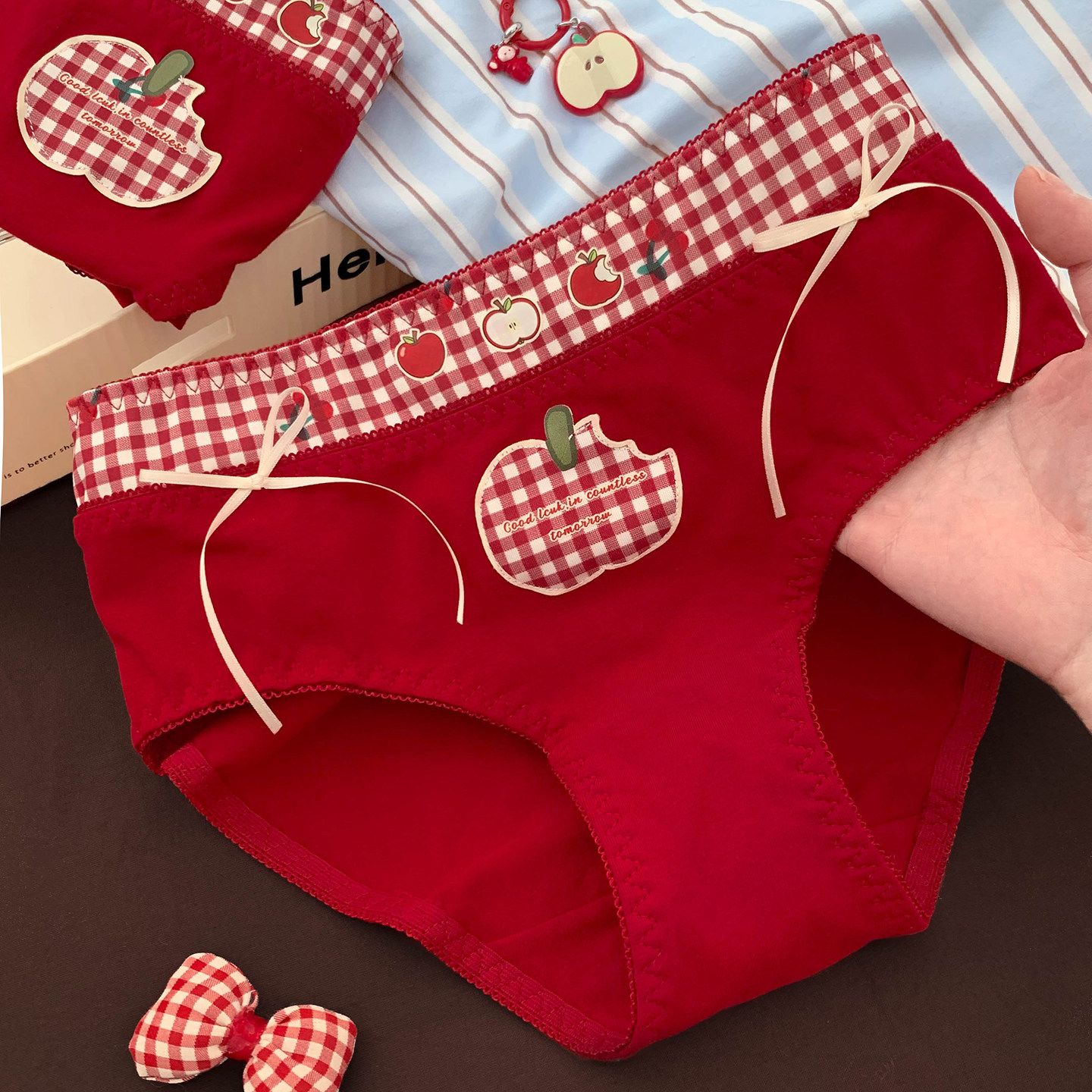 甜苹趣果~可爱红色本命年纯棉内裤女2026新款舒适亲肤三角裤女士,女士内衣/男士内衣/家居服,女三角裤,淘宝优惠券,粉丝福利购,淘宝优惠卷