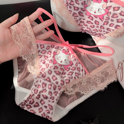 谁懂啊！性感又可爱的蕾丝内内~