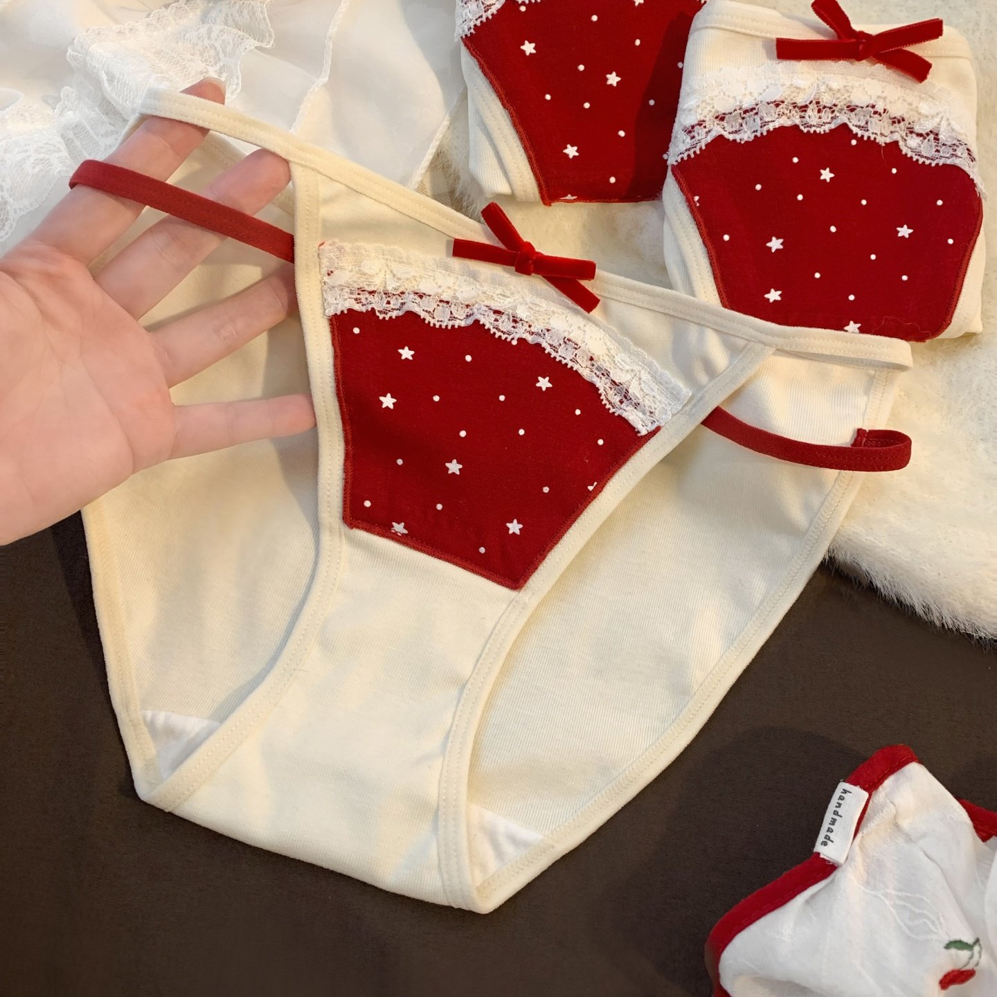 小甜崽 甜美纯棉内裤女生2026新款高开叉细带中腰三角裤绝美透气,女士内衣/男士内衣/家居服,女三角裤,淘宝优惠券,粉丝福利购,淘宝优惠卷