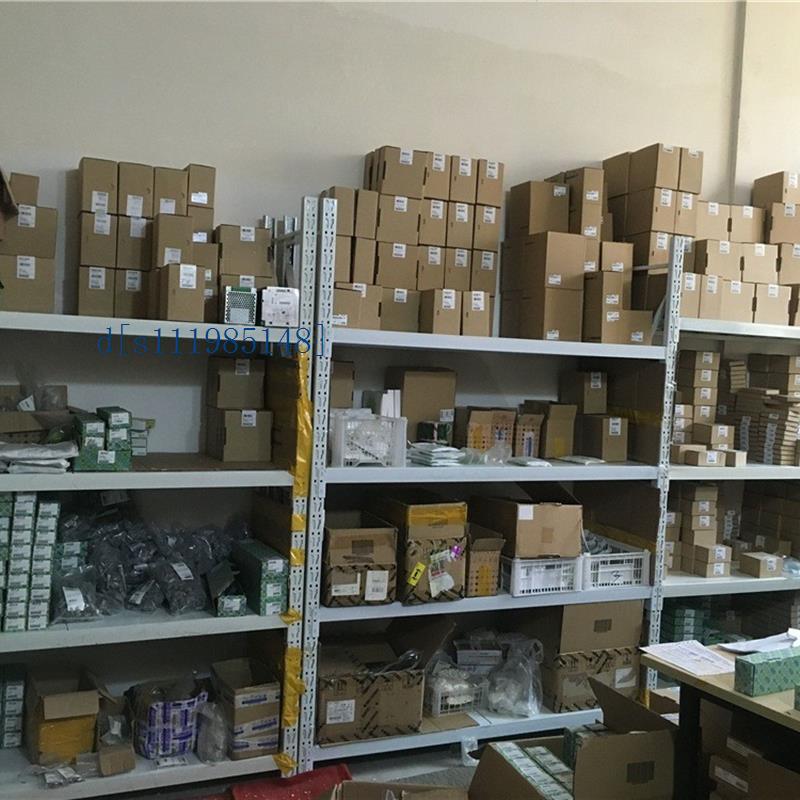 德国原装 进口现货 激光反射板型光电传感器 OBR2000-R3-E2-L