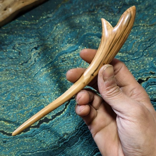 崖柏鱼尾发簪随型虎皮纹水波纹新中式古风日常穿搭出勤汉服木簪子