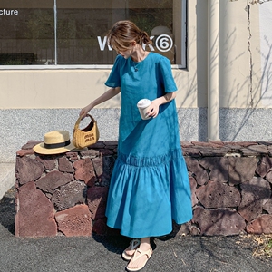 洋气显白度假风短袖连衣裙女2025夏新款韩系ins风宽松中长款裙子
