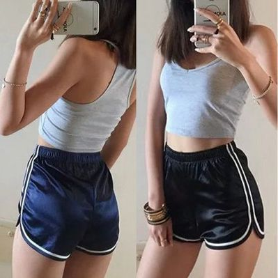 hiphop复古高腰显瘦阔腿绸缎光面ins超火的运动短裤女a字百搭热裤