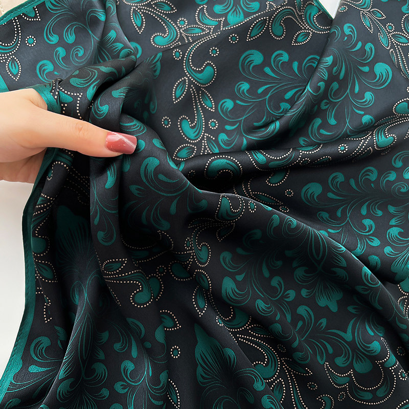 真丝桑蚕丝黑色小方巾丝巾女春秋夏季搭配衬衫围脖子围巾50x50cm