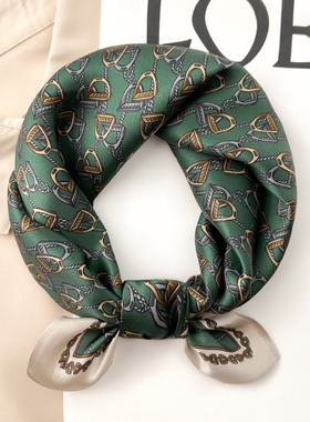 真丝桑蚕丝绿色小方巾丝巾女春秋夏季搭配衬衫装饰护颈脖子薄围巾