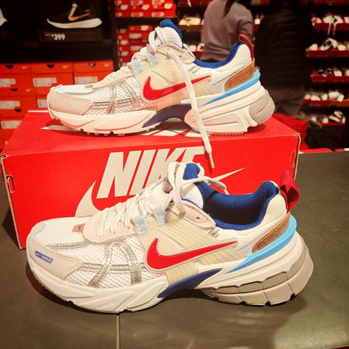 Nike耐克V2K Run女复古运动鞋红勾厚底舒适老爹鞋 HF5724  FN6703