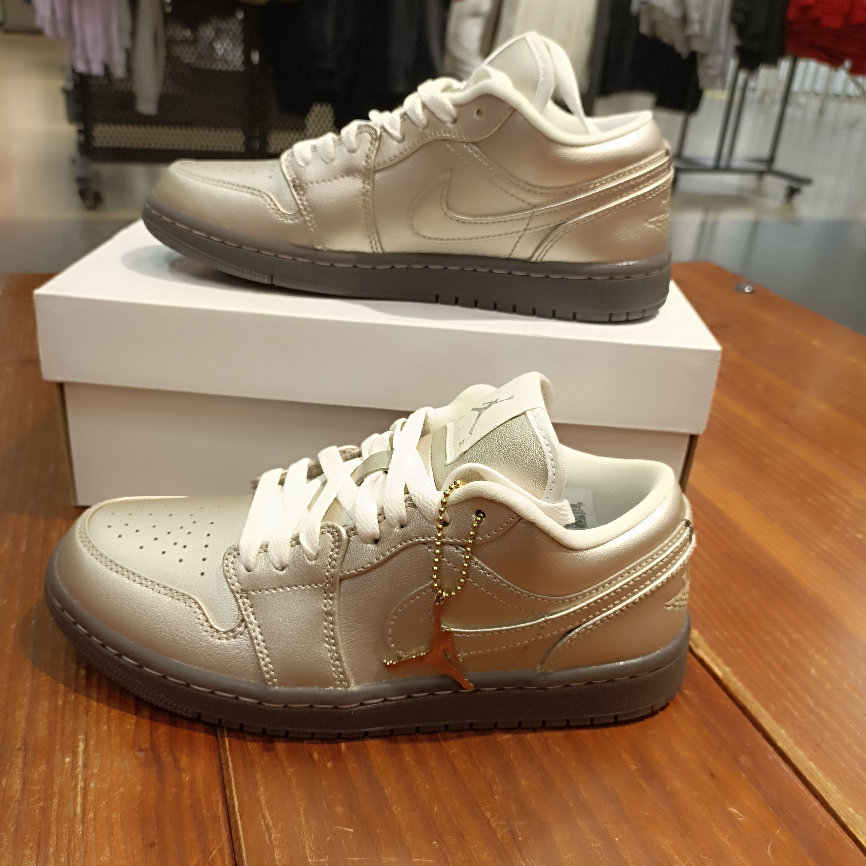 耐克NIKEAir Jordan 1 Low AJ1低帮复古运动防滑休闲板鞋HQ3529