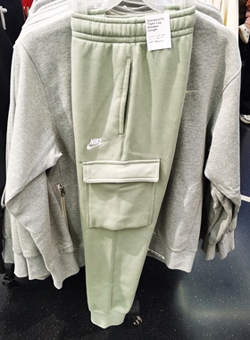 NIKE/耐克 男子加绒保暖大口袋工装束脚收口运动长裤 CD3130