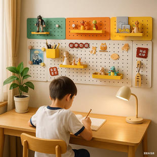 新款厂家直销桌面立式洞洞板DIY配件上墙玄关置物架免打孔办公桌