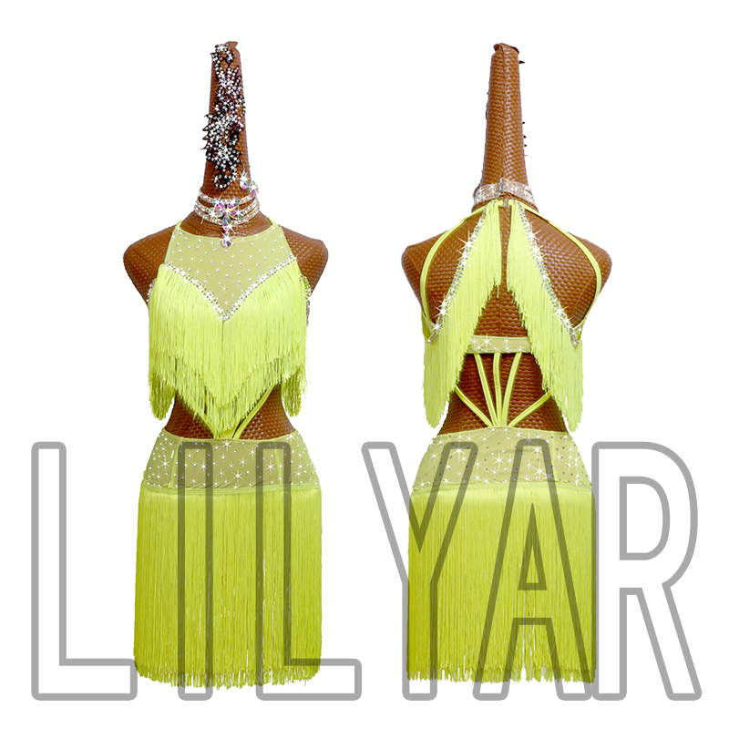 绿色流苏款拉丁舞裙黎丽雅