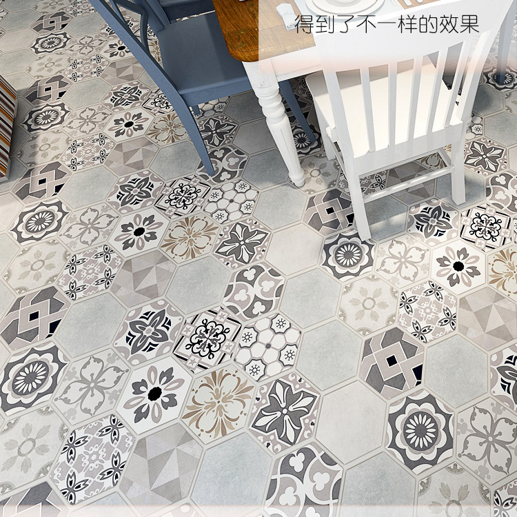 餐厅厨房防滑自粘砖美化地板贴
