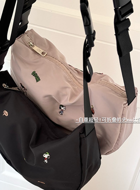 日单史努比饺子包女日系超轻可爱日系折叠斜挎包胸包女孩手拎包女