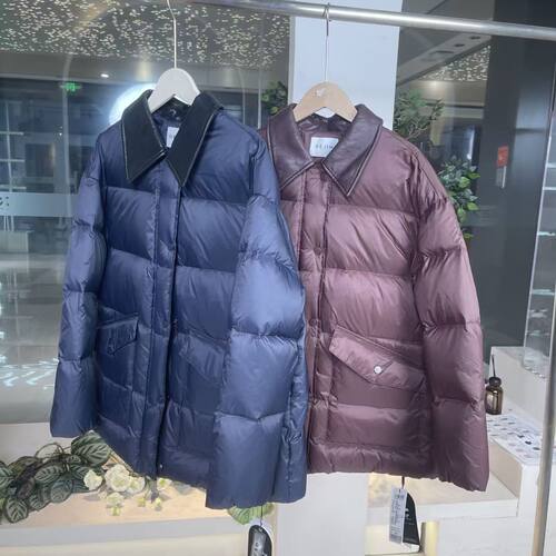 歌J 25冬 不退换 2442 羽绒服