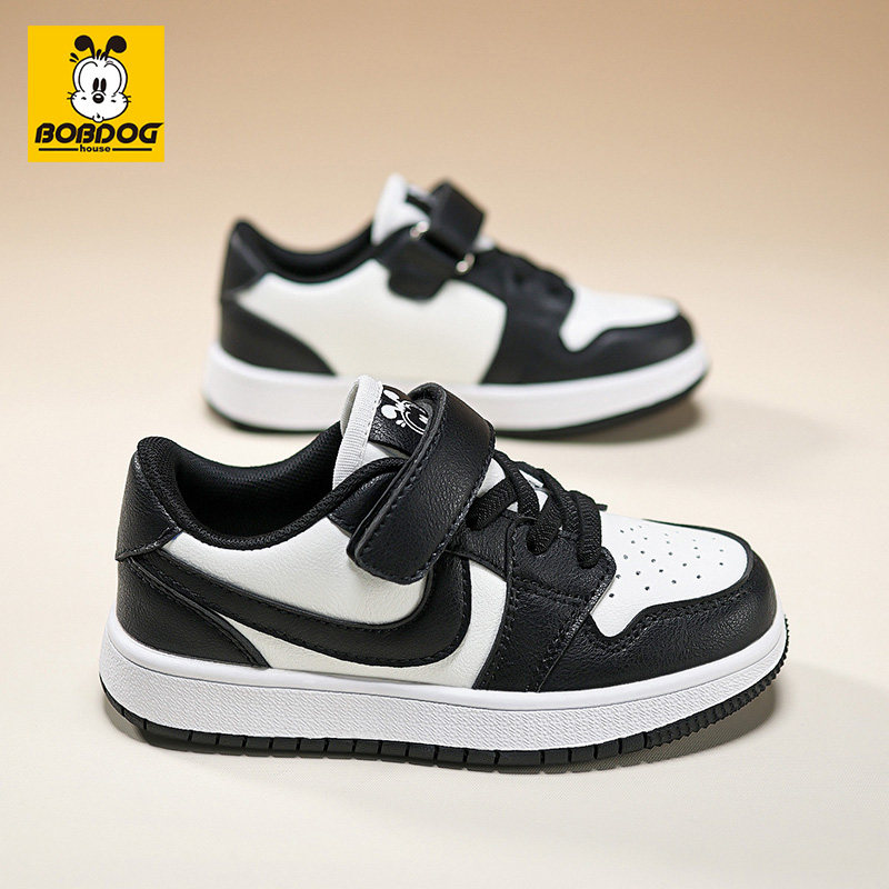 巴布豆童鞋男童板鞋2026春季新款皮面防滑鞋底儿童男孩休闲运动鞋