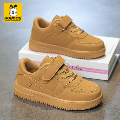 巴布豆男童鞋低帮板鞋2026新款秋季小麦色皮面鞋子女童儿童运动鞋