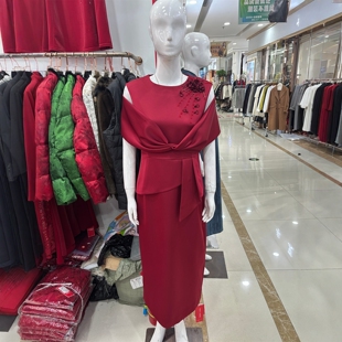 轻奢喜婆婆红色中式旗袍无袖收腰长裙婚礼妈妈装高级感显瘦连衣裙