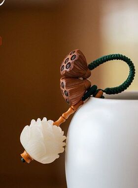 菩提莲花汽车钥匙扣挂件文艺清新唯美小莲蓬吊坠男女创意饰品配饰