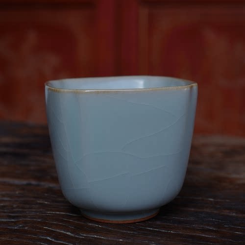 台湾晓芳窑汝窑天青开片棱四方杯