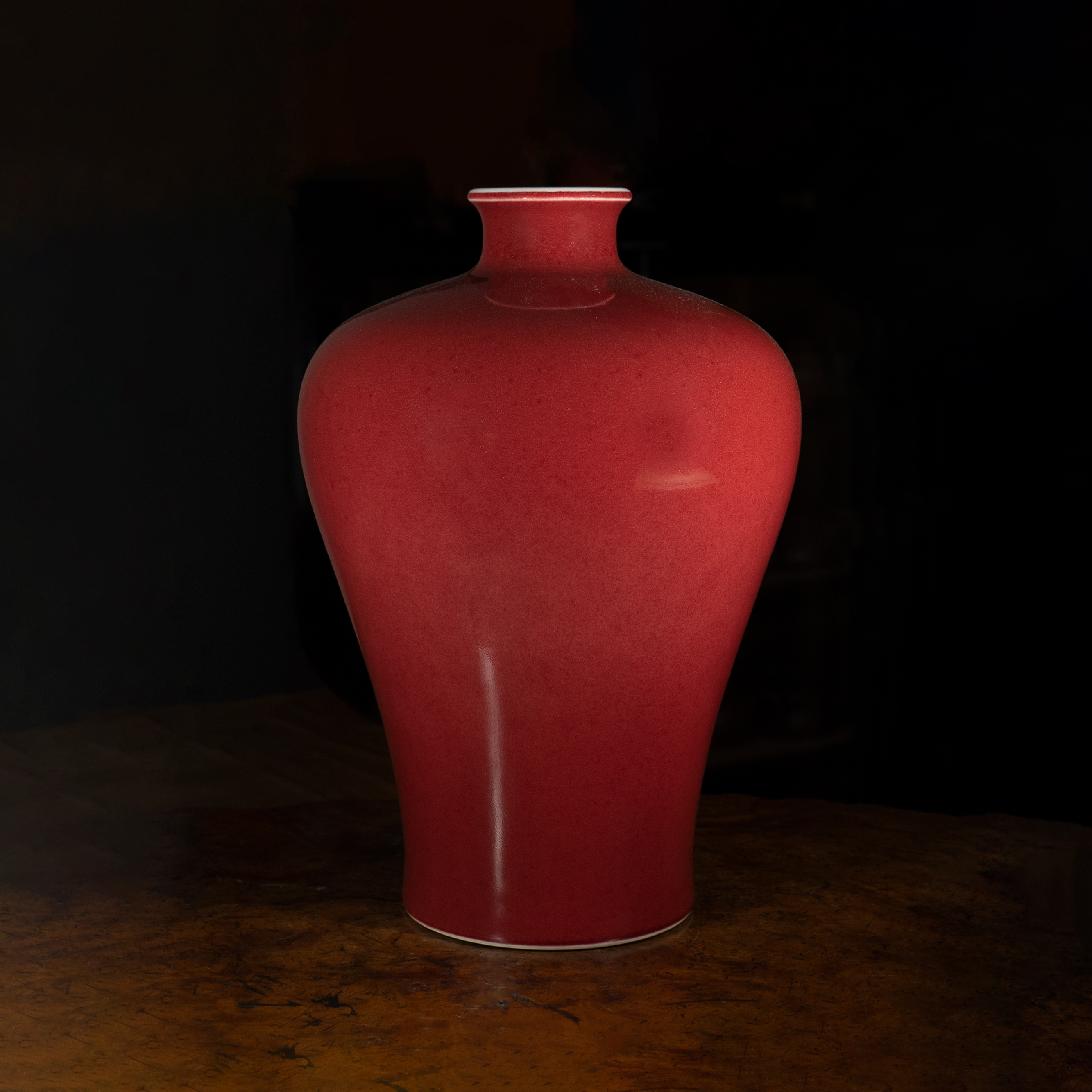 龙圣华苑景德镇陶人临古霁红梅瓶传统手工复古祭红花瓶茶道摆件