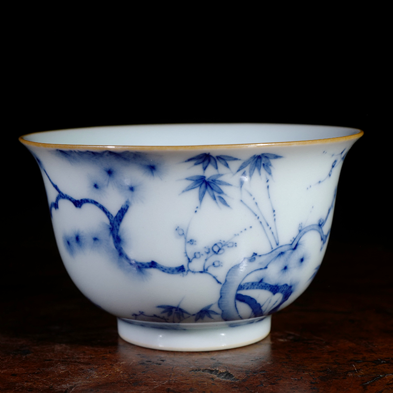 谷雨山房 手绘淡描青花 画工精湛 器型大方