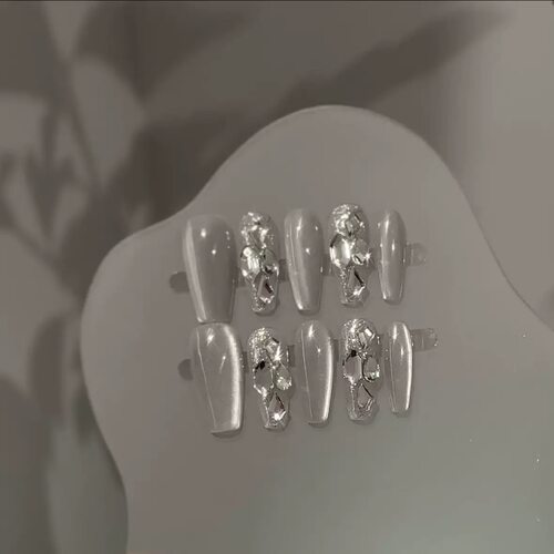 Gray Cat Eye Bling Rhinestone Press On Nails