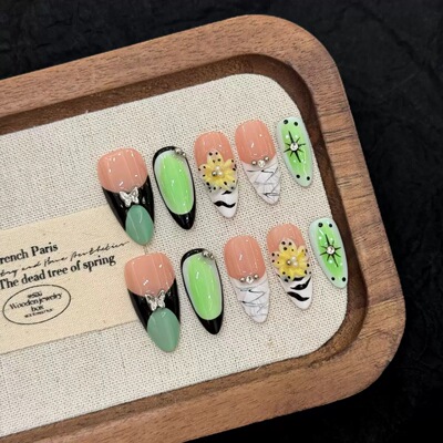 Handmade Green & Black French Press On Nails