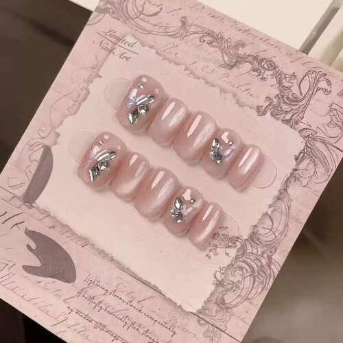 Elegant Silver Butterfly Cat‑Eye Handcrafted Press On Nails