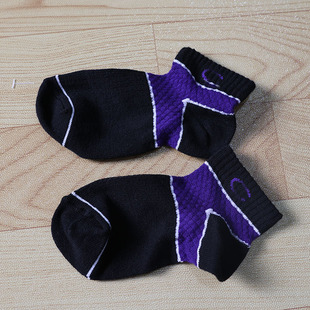 儿童袜子 夏薄款透气网眼中筒袜 吸汗速干防臭中小童袜子