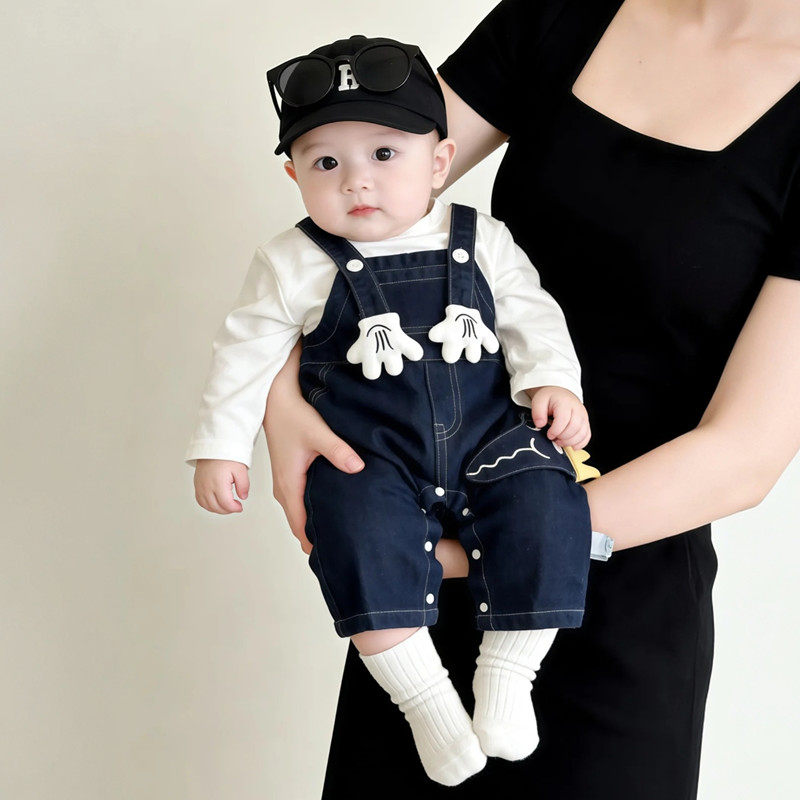 婴儿春装牛仔背带连体衣服两件套男女宝宝春季套装洋气外出背带裤