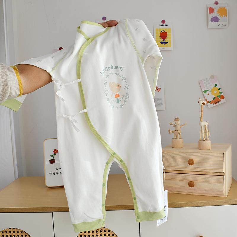 宝宝连体衣春秋纯棉a类长袖偏襟护肚大码打底婴幼儿爬爬服爬行衣