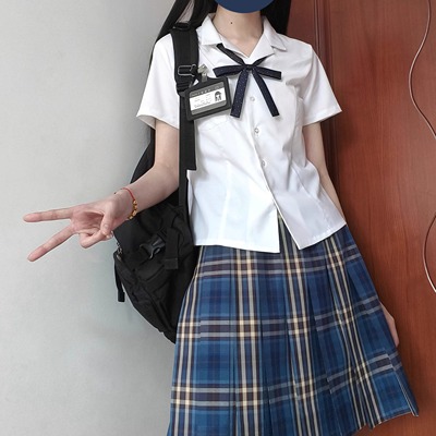【潘特维拉】公主线开襟衬衫女短袖jk翻领学院风修身校供感白衬衣