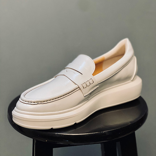 JINIWU休闲乐福鞋牛皮增高