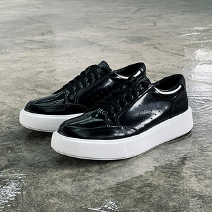 2025时尚 百搭街头男鞋 板鞋 系带小黑鞋 油黑牛皮经典 JINIWU吾倪季