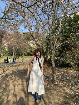 Komorebis 白色棉麻纹理质感花边打褶背心连衣裙叠穿